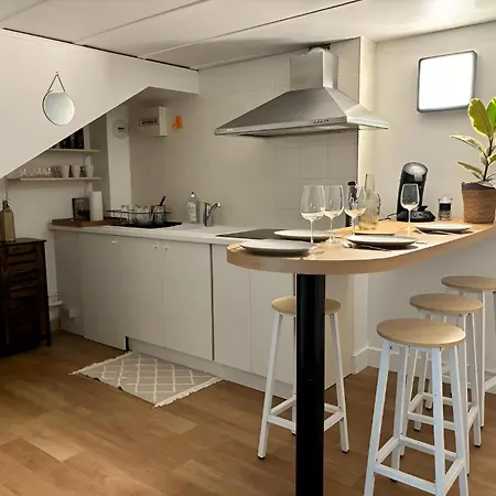 Grand 6 Places Centre Lumineux Apartment Riom